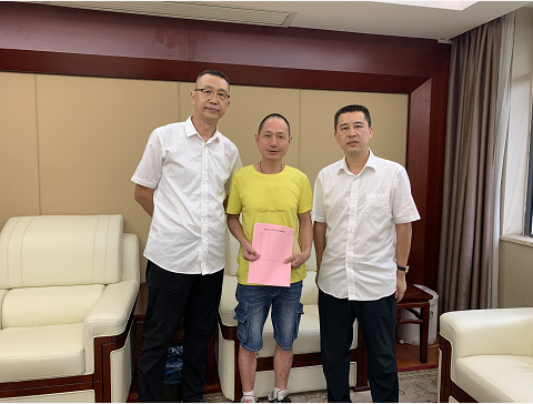 助力少年，點燃希望之光！